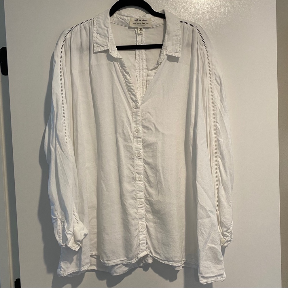 COPY - Anthropologie Cloth and Stone White Button…